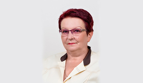 Директор ООО «ВИЗУС» доктор медицинских наук, профессор, офтальмолог высшей категории, член Украинского общества офтальмологических Хирургов, член Украинской глаукомной Ассоциации, член Европейского и Американского общества катарактальных и рефракционных хирургов. Работает в системе здравоохранения с 1987 года, после успешного окончания Запорожского мед. института, начиная с должности поликлинического врача, ассистента кафедры, доцента и после успешной защиты докторской диссертации - профессора, заведующий кафедрой государственного медицинского университета. Под руководством Натальи Григорьевны в 1997г. организован и активно развивается медицинский центр ООО "ВИЗУС", который является лучшей клиникой современной офтальмологии в Запорожской области. Профессор Завгородняя Н.Г. является автором двух монографий «Первичная глаукома. Новый взгляд на старую проблему »и« Современные методы лечения и диагностики ишемического синдрома глаза », а также более 300 научных публикаций и 15 патентов на изобретения. Она является научным руководителем двенадцати защищенных и шести выполняемых кандидатских диссертаций и научным консультантом докторской диссертации. Наталья Григорьевна активный офтальмохирург, внедряющая новые методы и технологии в диагностике и лечении различных глазных заболеваний. В год она выполняет около 500 факоэмульсификации катаракты, более 100 операций при глаукоме и более 250 других операций на глазах. Кроме лечебной и хирургической практики Завгородняя Наталья Григорьевна ведет активную общественную работу.